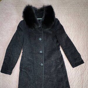 Donna Garrett's Women’s Genuine Fur Collar, Wool, Size 10, Made in Italy